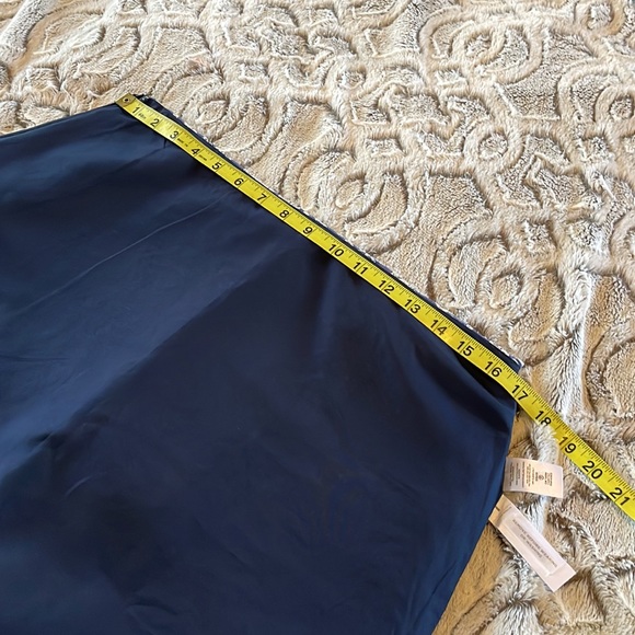 Loft scalloped eyelet skirt - Picture 3 of 5